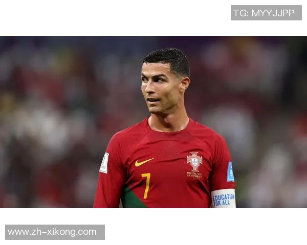 C罗社交媒体分享回归葡萄牙国家队照片帅气戴墨镜引发球迷热议 C罗社交媒体分享回归葡萄牙国家队照片帅气戴墨镜引发球迷热议