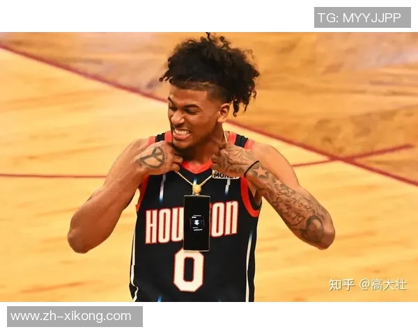 杰伦格林因轻度腿筋拉伤缺席湖人战役预计能赶上新赛季揭幕战