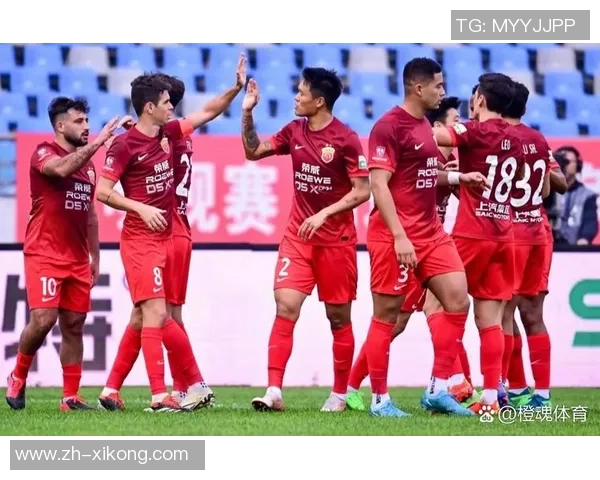 山东泰山与上海海港巅峰对决携手共创辉煌梦想之战 山东泰山与上海海港巅峰对决携手共创辉煌梦想之战